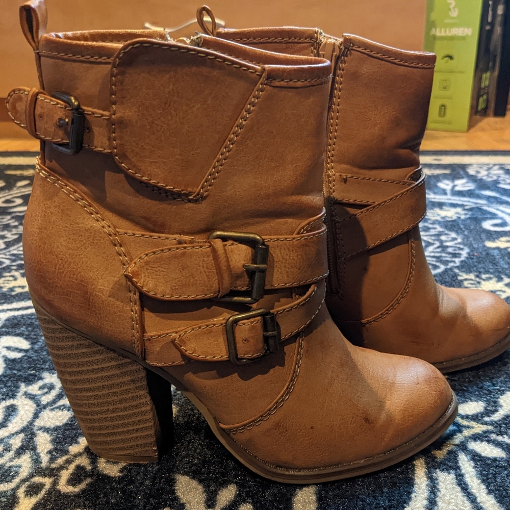 Women boots